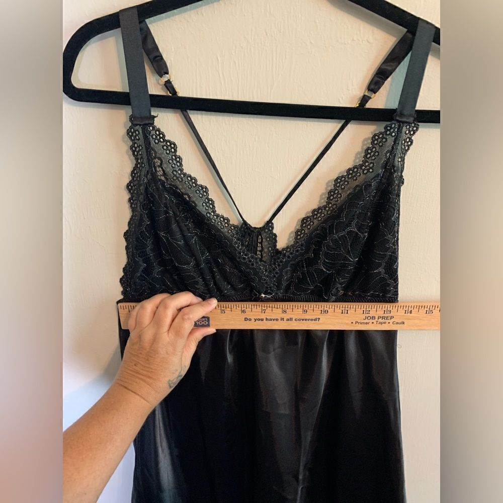 Flora Black Satin and Lace Babydoll size L - Picture 9 of 10